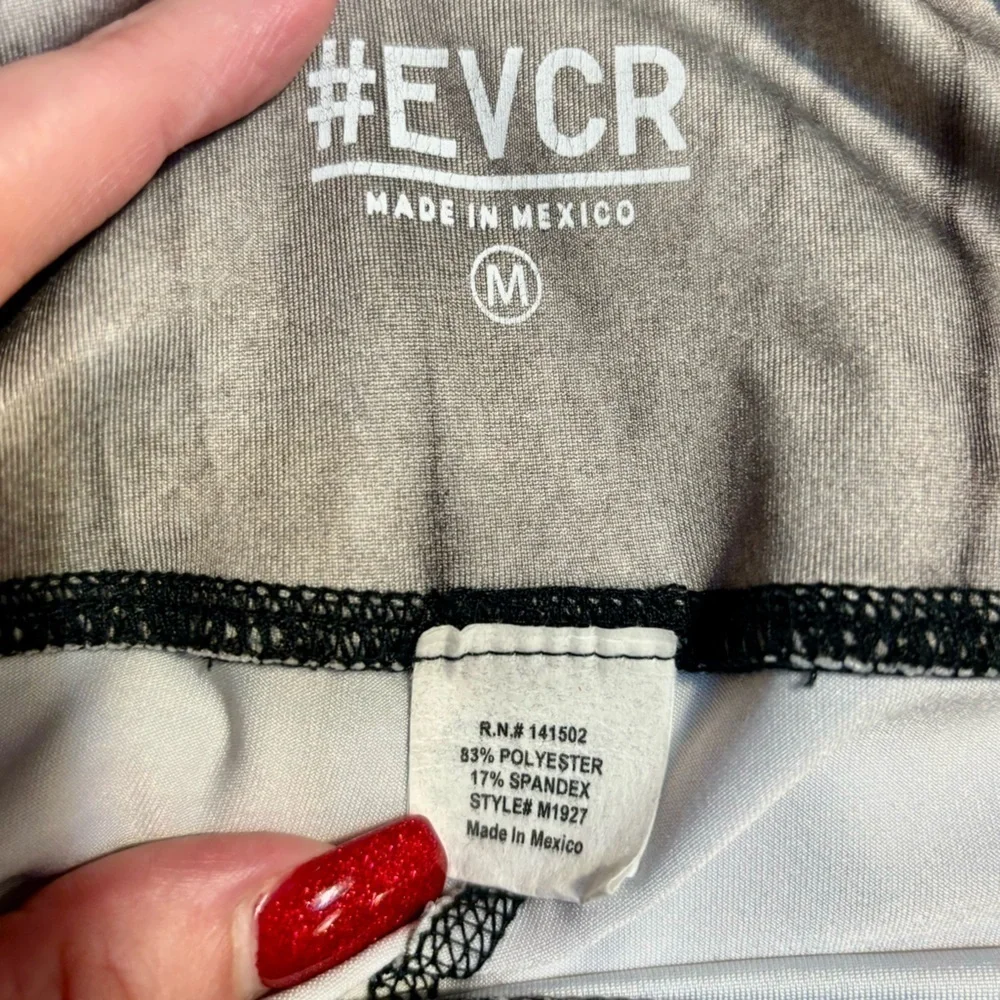 #EVCR Leggings Medium Capris Grey Silver Mineral Wash Design Stretchy Athletic